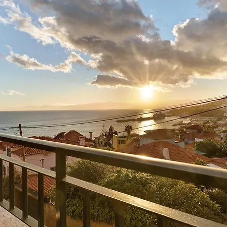 Palheiro Residence Familiar 2 Funchal  Exterior photo