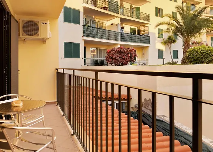 Palheiro Residence Familiar 2